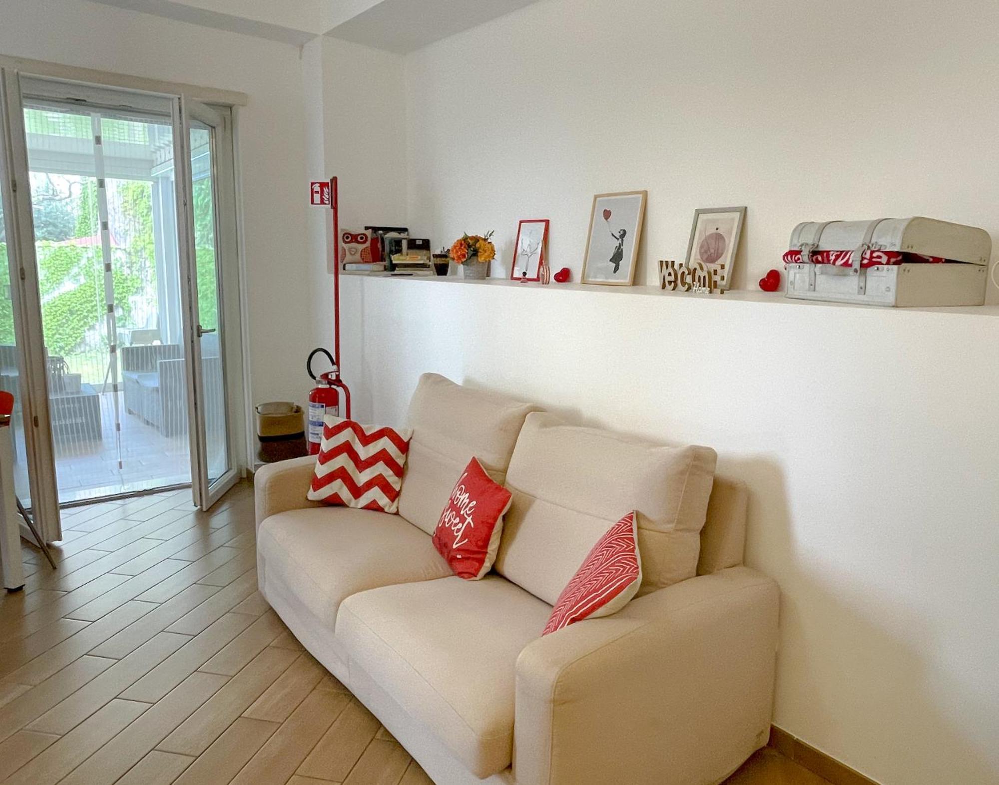 The Shabby House - Charming Seaside Retreat In Central Anzio, Steps From Beach And Train Station Luaran gambar